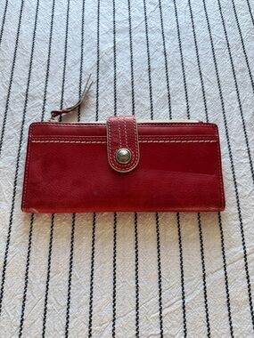 Fossil Red Leather Snap & Zip Continental Wallet